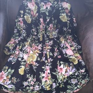 Cute flowery top